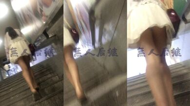 无人后继26雪纺短裙抄底